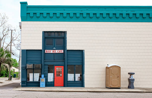 Best High-end porta potty rental  in Bellefontaine Neighbors, MO